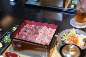 肉の宝石箱 肉重